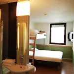 Ibis Budget Centre Gare מלון נים