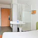 מלון Ibis Budget Centre Gare 2*