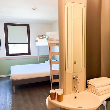 Отель Ibis Budget Centre Gare 2*