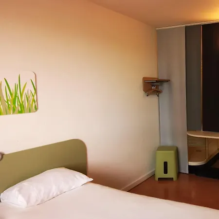 Ibis Budget Centre Gare 2* Ним