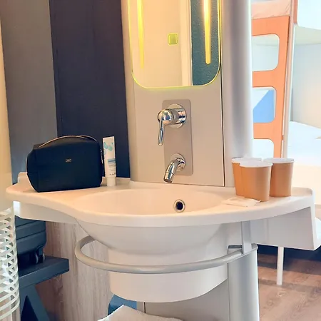 Отель Ibis Budget Centre Gare