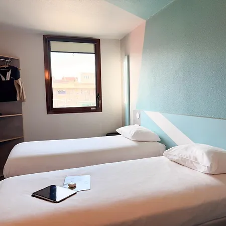 Отель Ibis Budget Centre Gare Ним