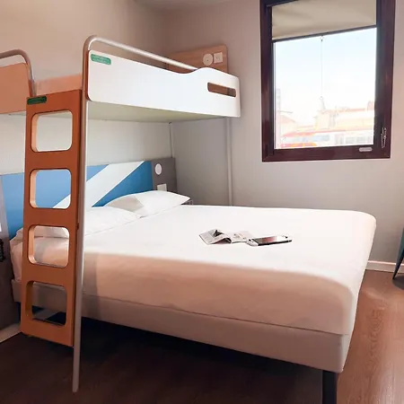 Ibis Budget Centre Gare Отель 2*
