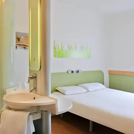 Ibis Budget Centre Gare Отель