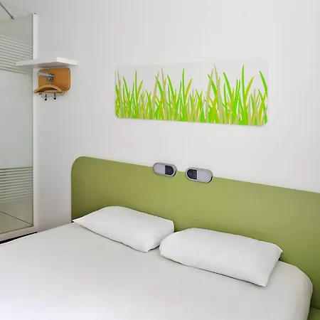 Ibis Budget Centre Gare Отель Ним
