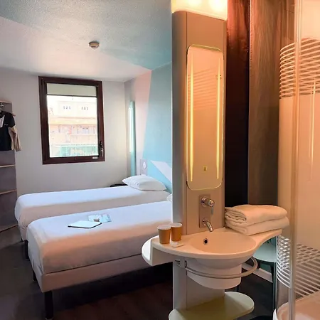 فندق Ibis Budget Centre Gare نيم