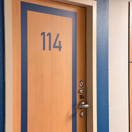 Отель Ibis Budget Centre Gare Ним